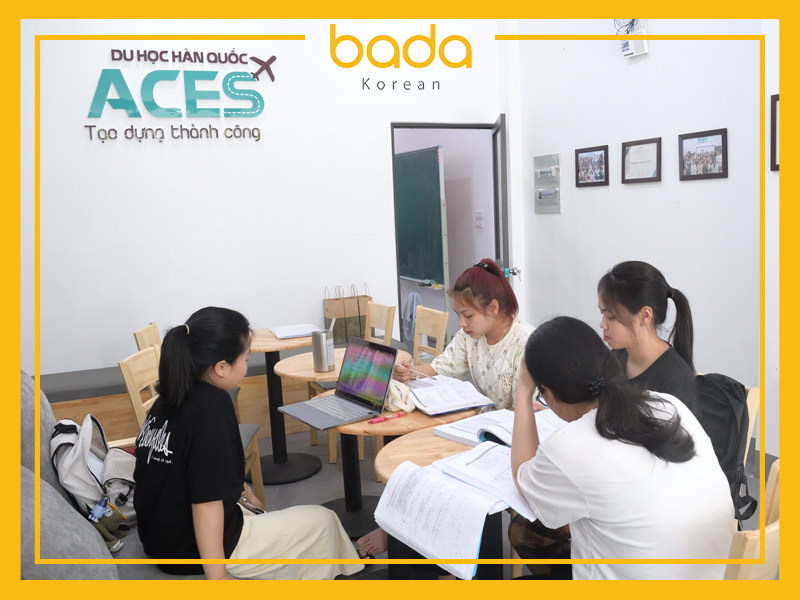 trung-tam-hoc-tieng-han-uy-tin-ACES